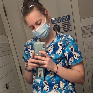 Meet your Posher, Alyssa